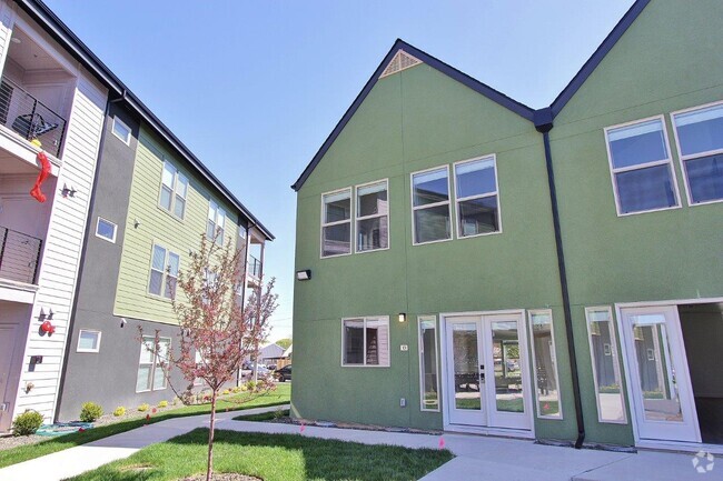Building Photo - 4004 Brian Ave. Unit 104 Rental
