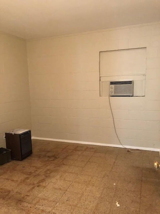 Photo - MOVE IN SPECIAL: Waived $350 Cleaning Fee!...