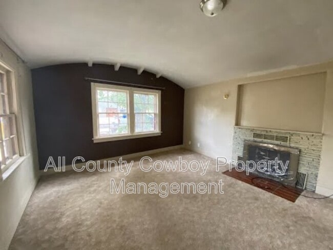 Photo - 706 S 16th St