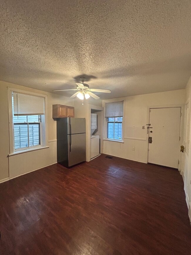 Photo - 2718 N Wilton Ave Unit #1