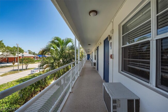Photo - 330 11th St N Unidad 7 Rental