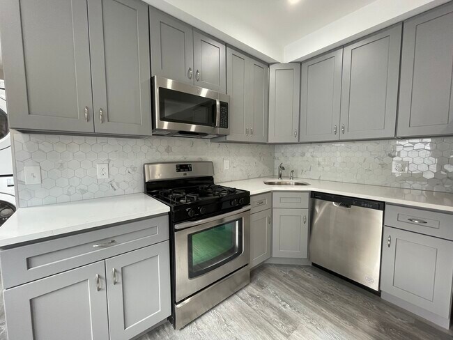 Photo - 16 Long Ave Unit 2