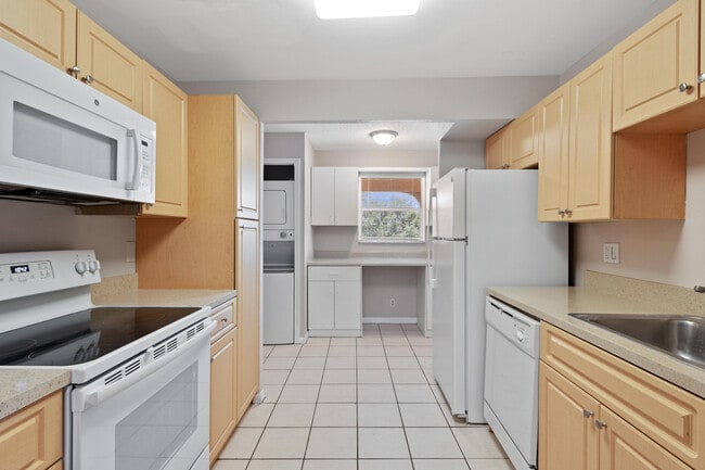 2700 Coral Springs Dr Unit 309