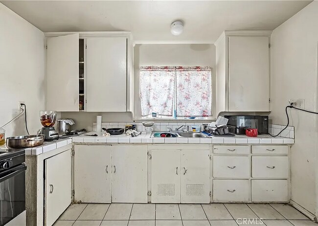 Photo - 15548 Eighth St