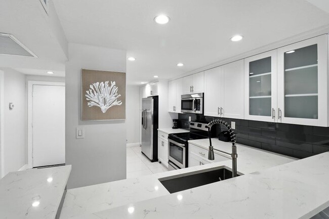 Photo - 6 Royal Palm Way Unit 105