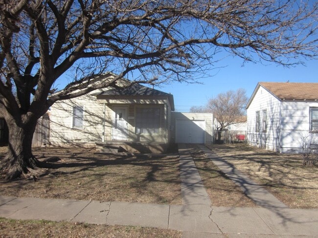 Building Photo - Southlawn