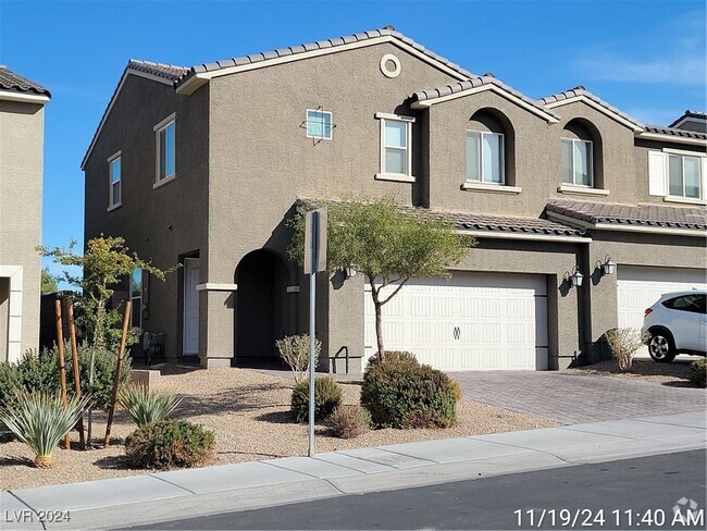 Building Photo - 302 Rain Quail Wy Rental