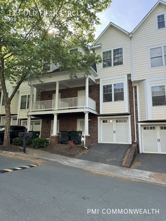 Building Photo - 113 Old Fifth Cir