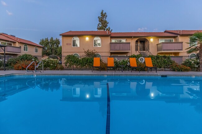 Oak View Apartments
