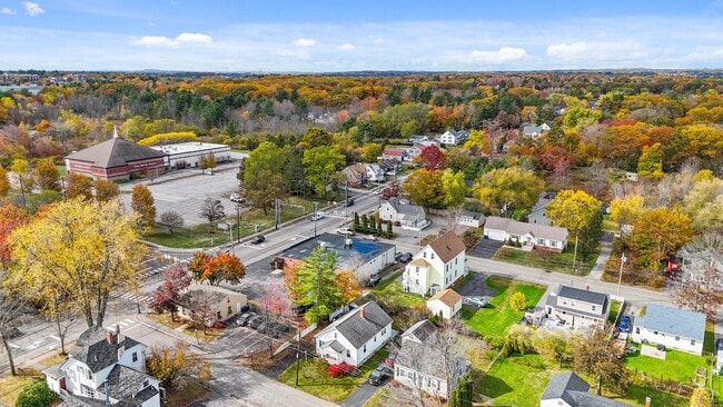 Photo - 12 Lawrence Ave