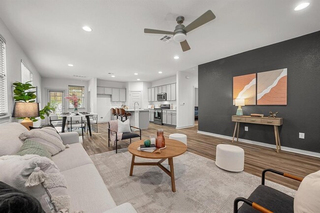 Photo - 7809 Linnie Ln