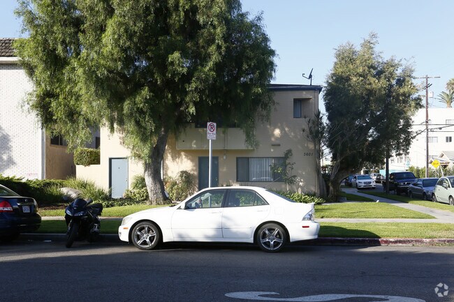 Photo - 3601 Jasmine Ave