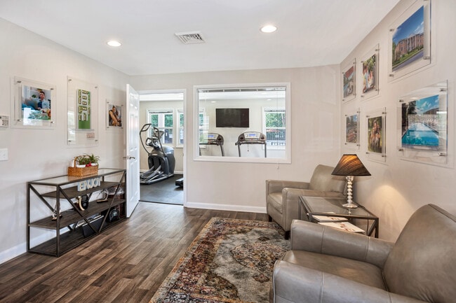 Photo - Lehigh Square