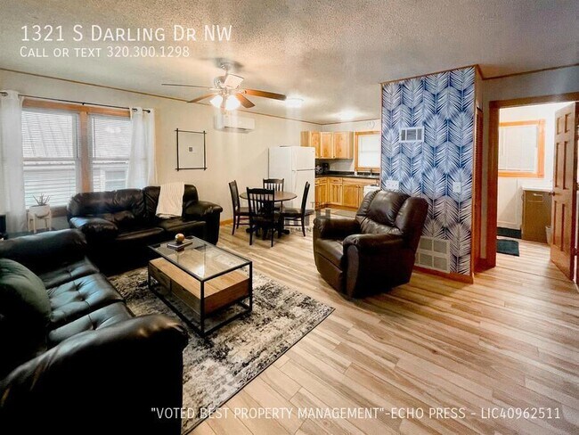 Photo - 1321 S Darling Dr NW