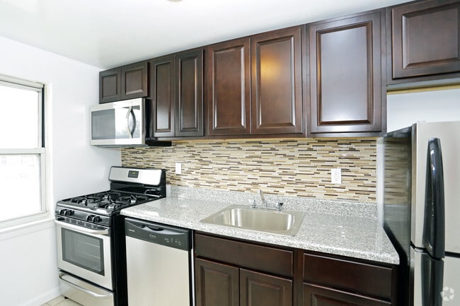 Photo - Hammel Gardens