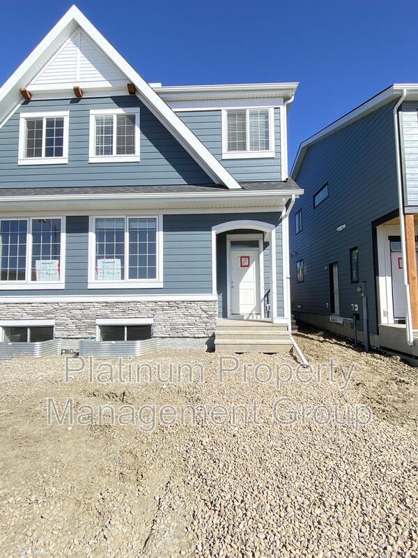 Photo - 1090 Mahogany Blvd SE