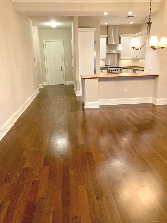 Photo - 50 Stone Ridge Way Unit APT 1A