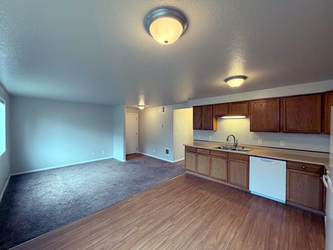 Photo - 1047 8th Ave Unit 101