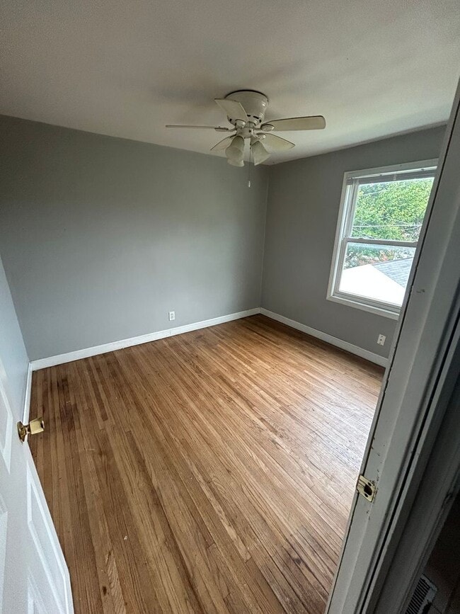 Photo - 2-Bedroom/1-Bath Townhouse for Rent