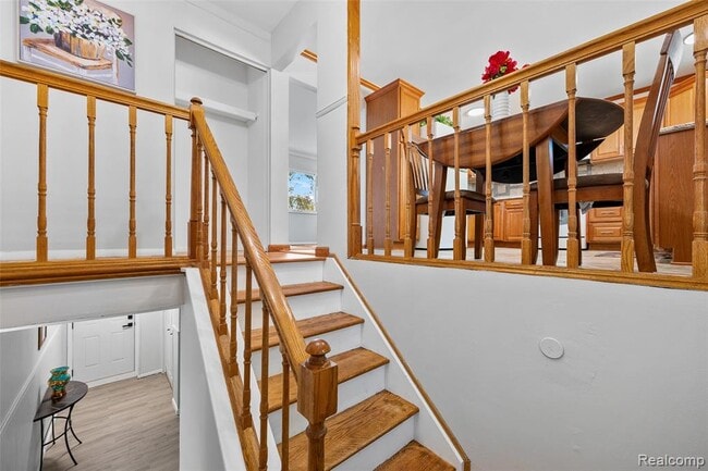 Photo - 2268 Serra Dr