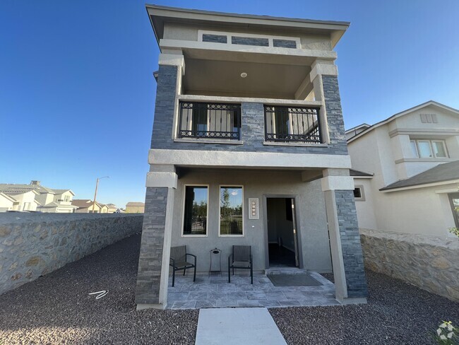 Building Photo - 4555 Marisabel Azcarate St Rental