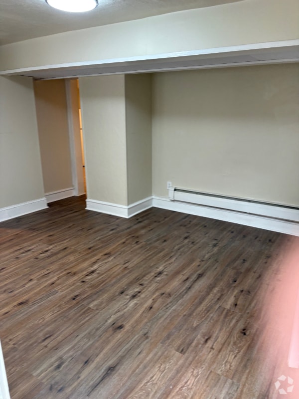 Building Photo - 6510 Jefferson St Unit Basement Rental