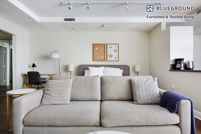 Photo - 747 Gayley Ave Unit FL1-ID1428