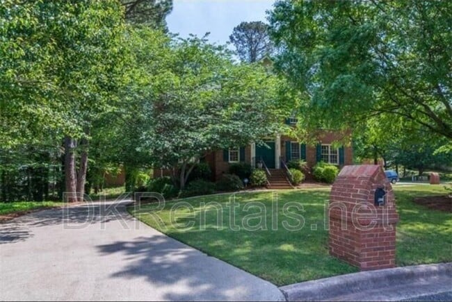 Photo - 637 Corbin Lake Ct