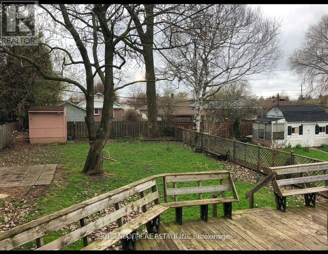 Photo - 123 Barker St