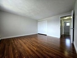 Photo - 11 Woodcrest Ct Unit 5