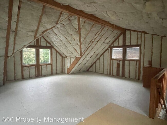 Photo - 3 br, 3.5 bath House - 4728 E Harbor Rd.