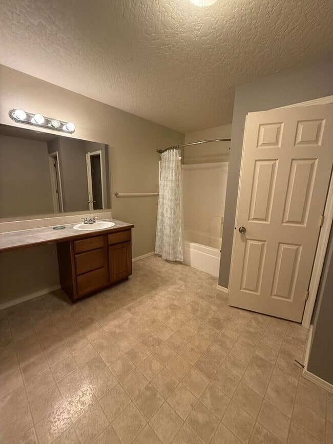 Photo - 169 W Tehuti Ct