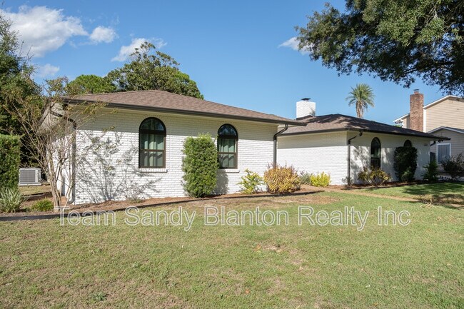 Photo - 2540 Hallmark Dr