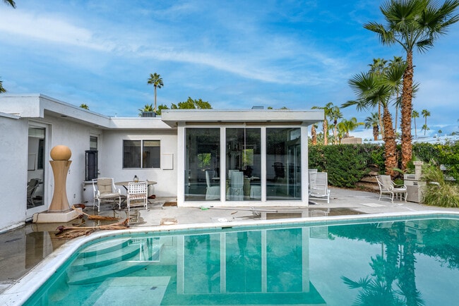 Photo - 866 N Topaz Cir