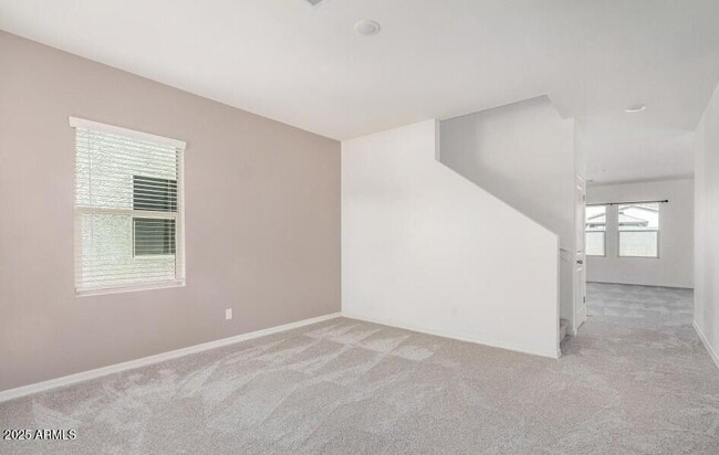 Photo - 19424 W Elm St