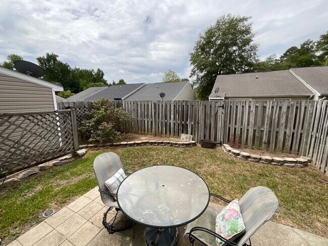 Photo - 2007 Caton Dr