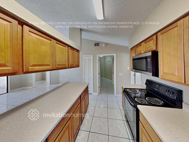 Photo - 1500 Lund Ave