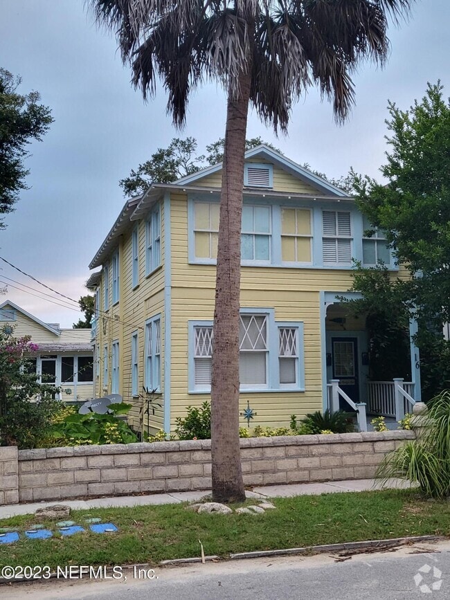 Building Photo - 16 Rohde Ave Rental
