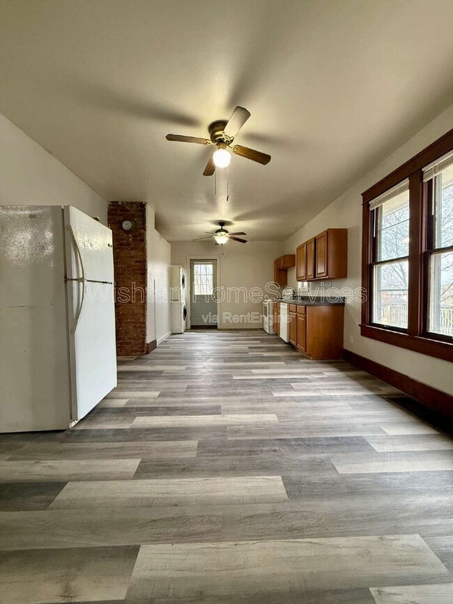 Photo - 530 W Orchard Dr