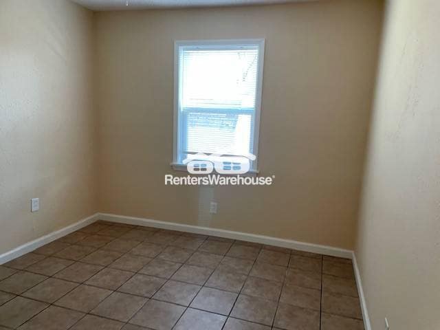 Photo - Great location - updated 2-bedroom duplex