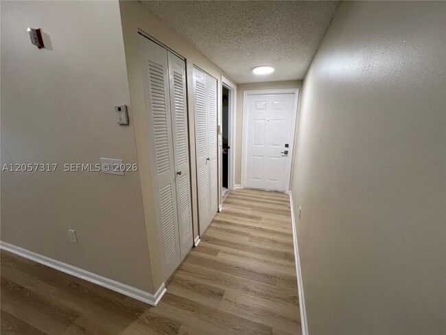 202 Sable Palm Way Unit 202