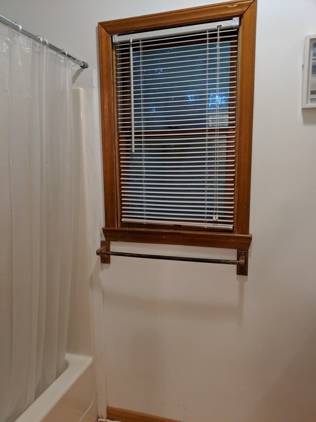 Photo - ***SCHOOL YEAR RENTAL ONLY Available through MAY 15TH ***