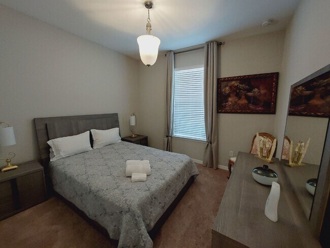 Luxurious Home in Toscana Isles Gated Community