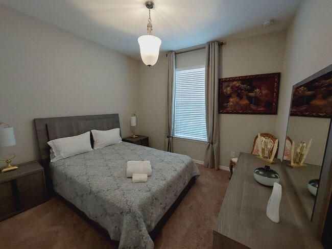 Photo - Luxurious Home in Toscana Isles Gated Comm...