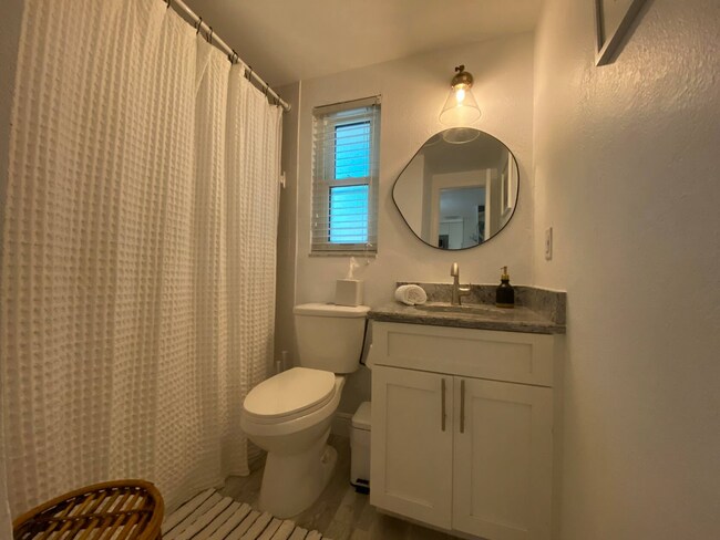 Photo - 620 Broadway Dunedin Unidad A