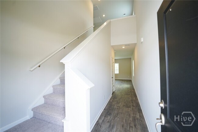 Photo - 154 Bottlebrush Dr