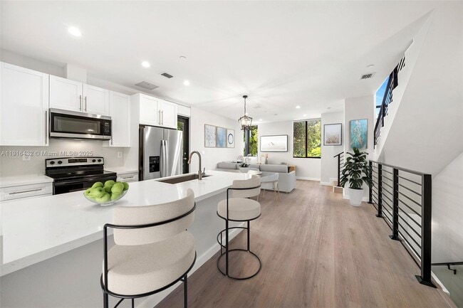 Photo - 1251 SW 3rd St