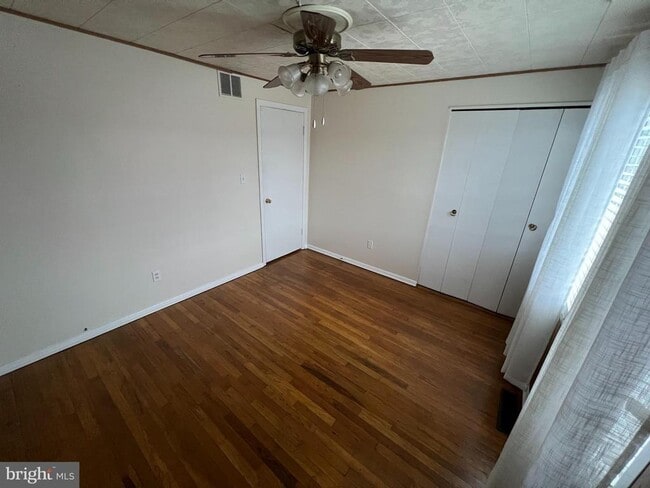 Photo - 8104 Mid Haven Rd