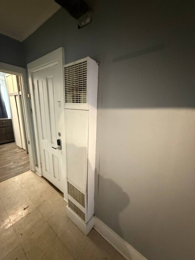 Photo - 11339 S Langley Ave Unidad 1