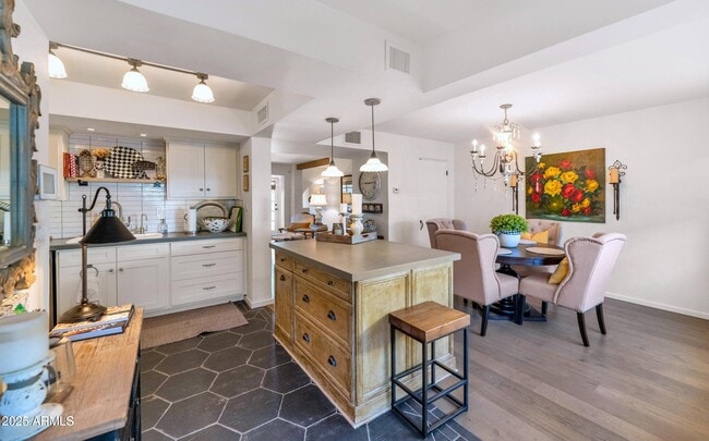 Photo - 5101 N Casa Blanca Dr